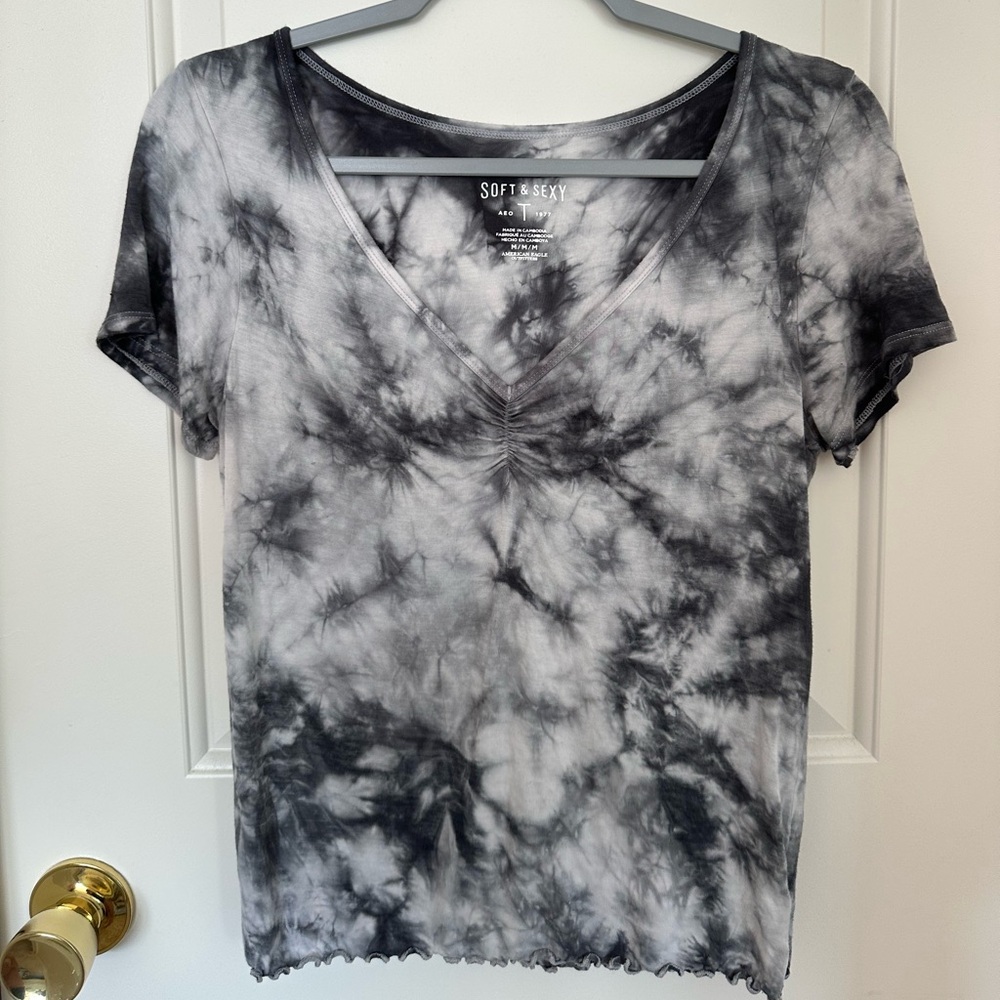 American Eagle ruched top